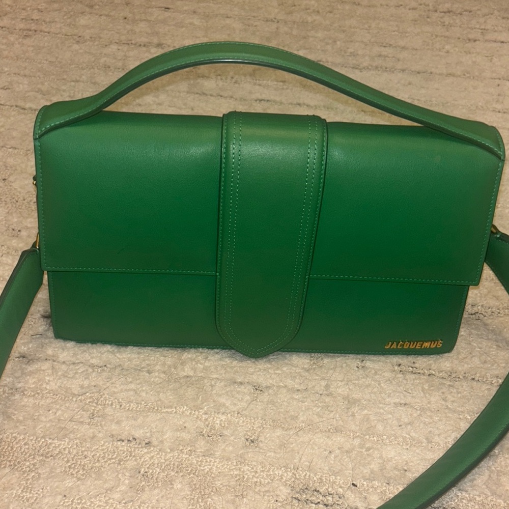 Jacquemus Green Crossbody Bag with Sleek Design